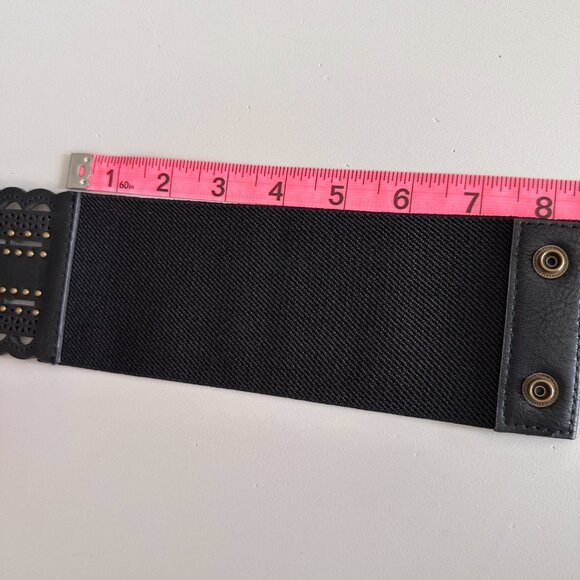 Women's NWT Stretchy Studded/Cut-out Belt sz S-M - Black - Picture 7 of 11
